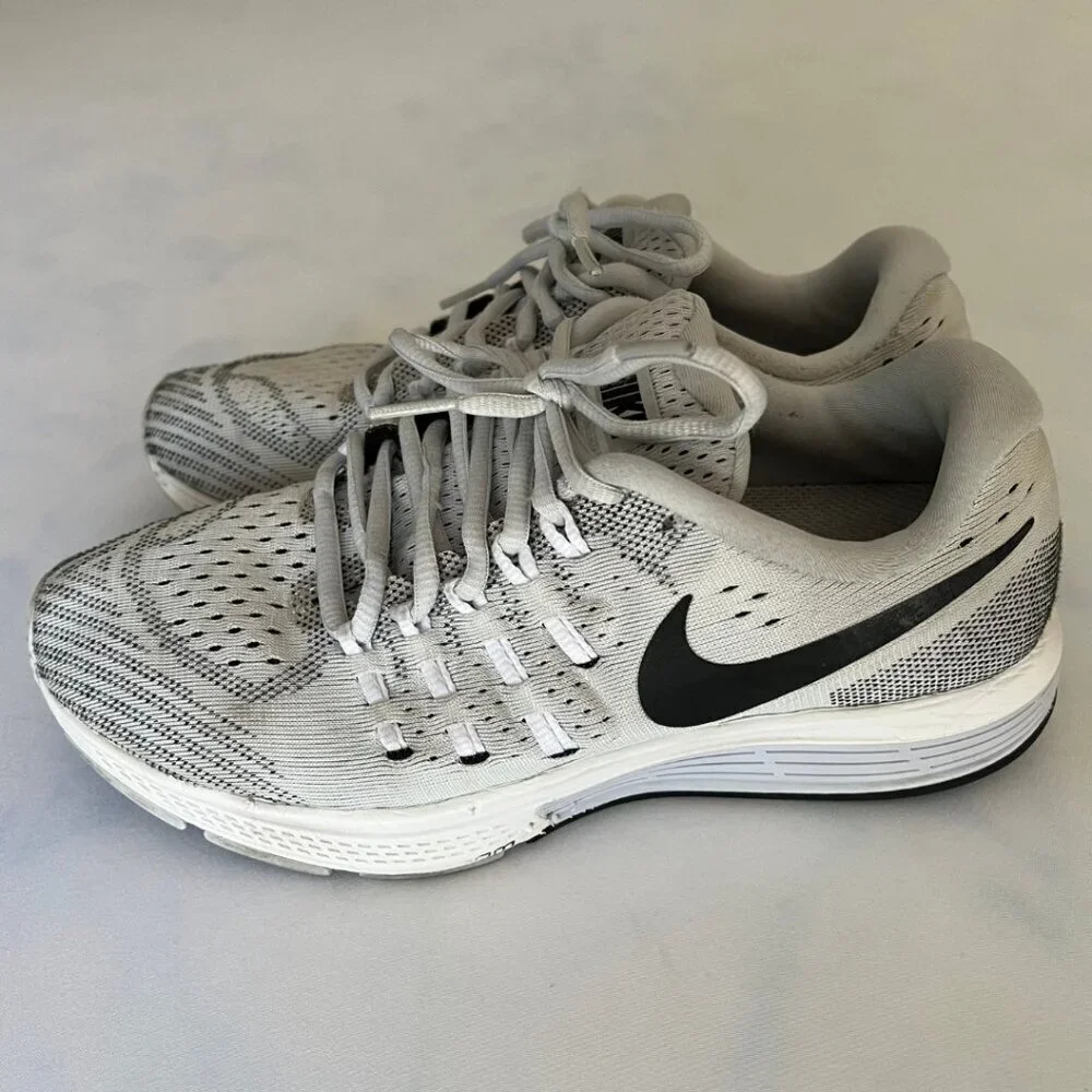 Nike Women's Air Zoom Vomero Grey Running Tennis Shoes - Picture 3 of 6